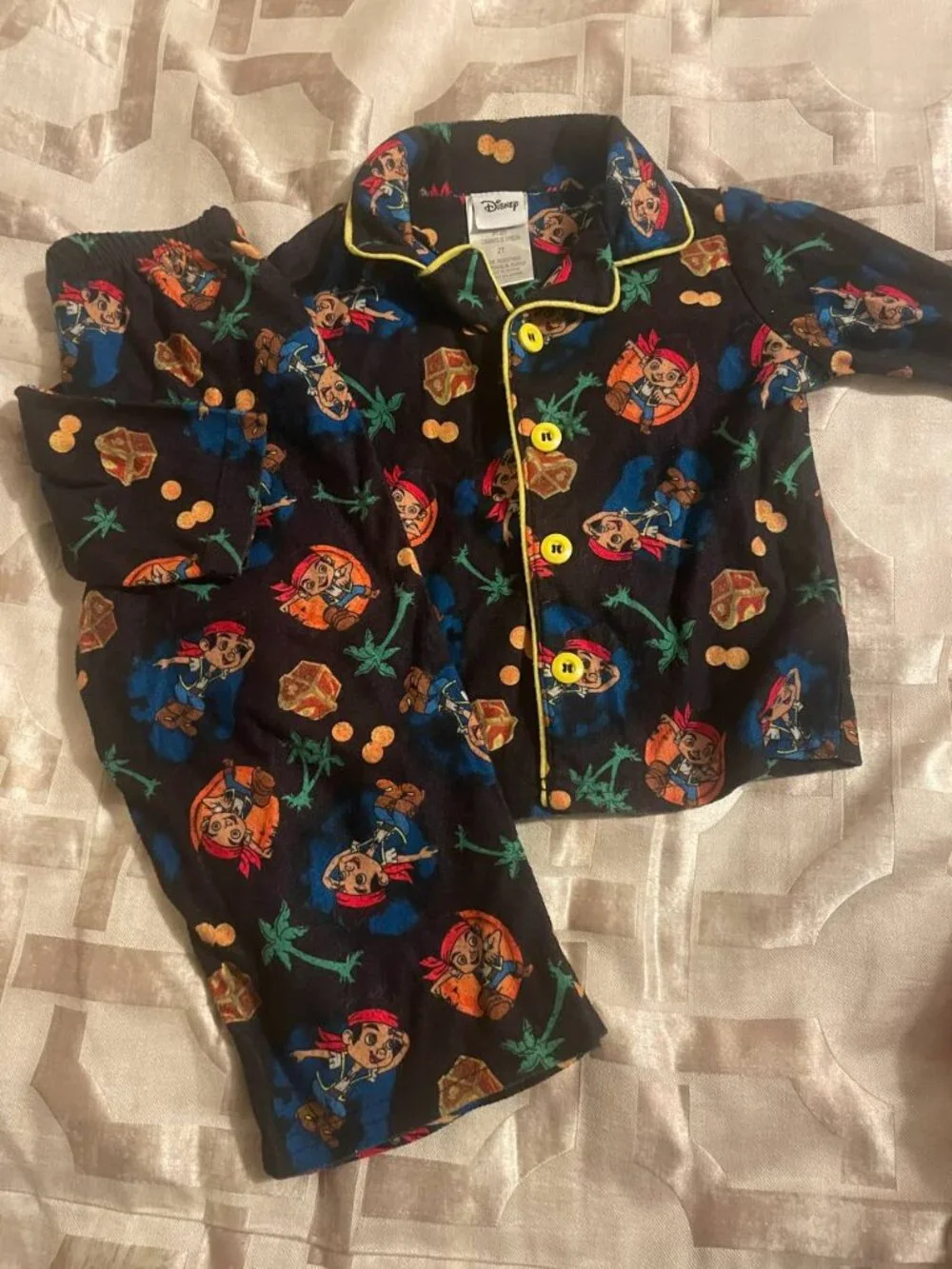 Boys pajama lot two piece footie Disney where the wild things Jake pirate Mickey